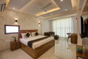 Hotel The Emporio Grand Near Vaishali Metro Station